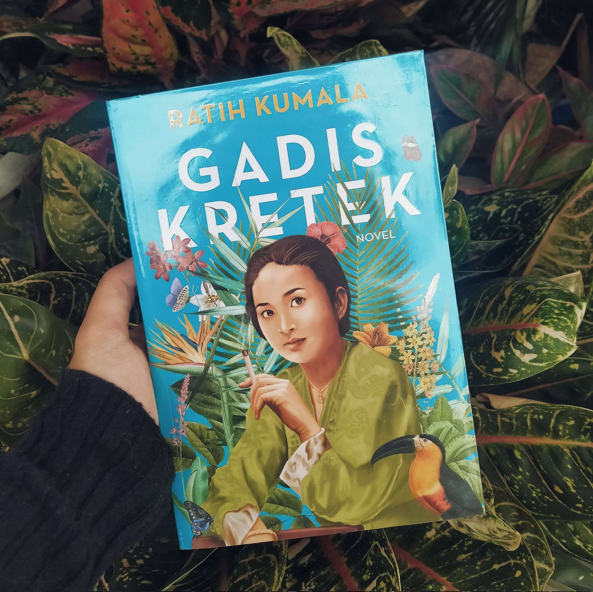Novel Gadis Kretek karya Ratih Kumala yang baru-baru ini viral di media sosial Twitter. (Foto: Istimewa)