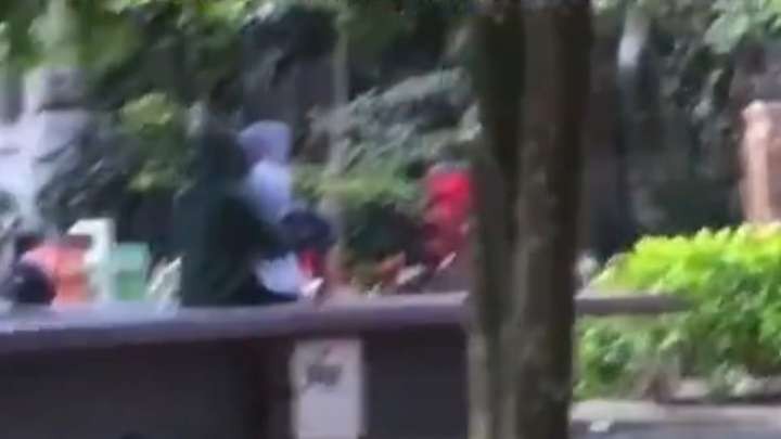 Tangkapan layar video pasangan mesum di Taman Slamet, Kota Malang. (Foto: Instagram:@infomalangan)