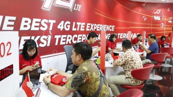 Salah satu gerai Telkomsel di Kota Malang (Foto: Malang Guidance)