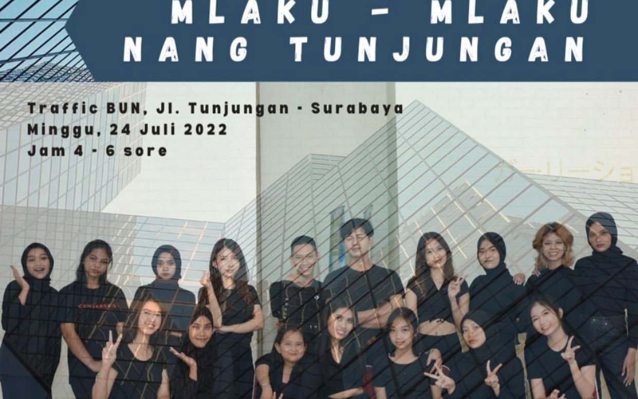 Poster sekolah model di Surabaya yang akan fashion show di Jalan Tunjungan (Foto: Instagram @mm_models_management)