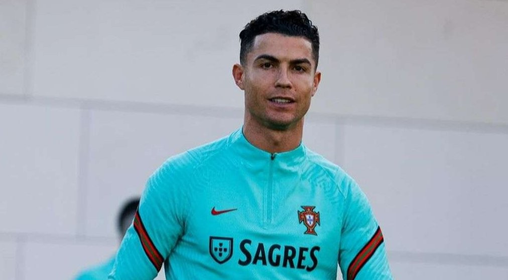 Cristiano Ronaldo sempat menyatakan keinginannya untuk meninggalkan Manchester United di bursa musim panas ini. (Foto: Instagram/@Cristiano)