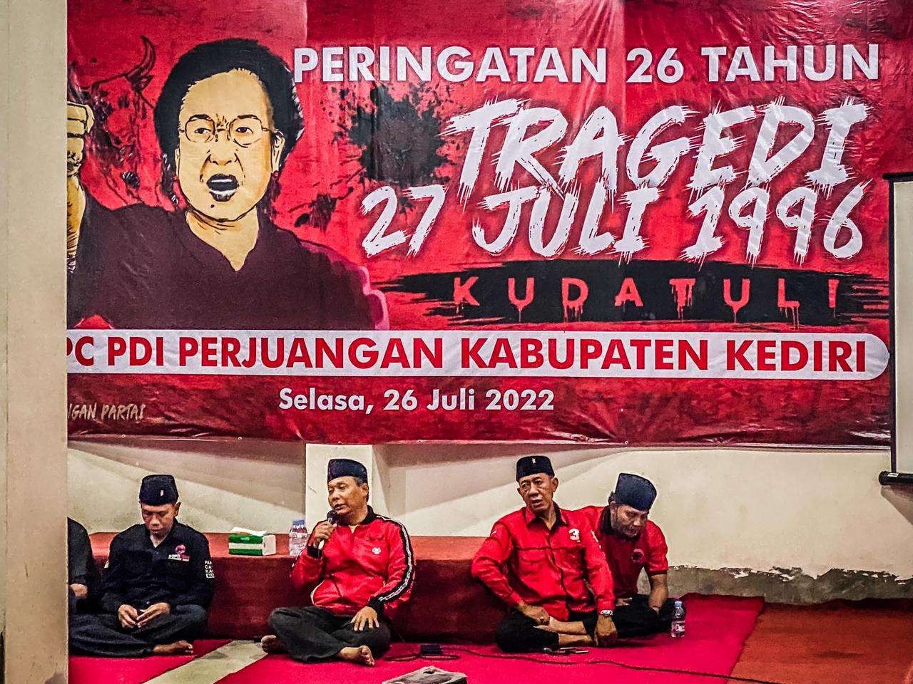 DPC PDIP Kabupaten Kediri gelar tahlilan dalam peringatan tragedi Kudatuli. (Foto: Istimewa)