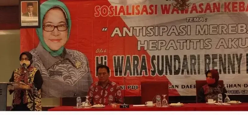 Ketua Komisi E DPRD Provinsi Jawa Timur Wara Sundari Renny Pramana mengapresiasi penanganan kasus hukum terhadap oknum guru cabul. (Foto:  Fendhy Plesmana/Ngopibareng.id)