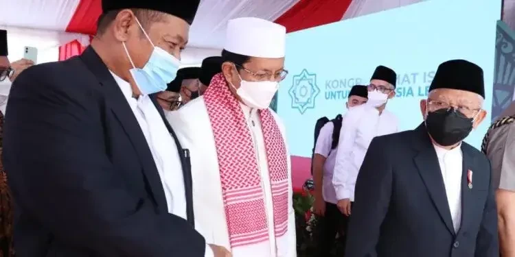 Imam Besar Masjid Istiqlal Prof KH Nasaruddin Umar bersama Wapres KH Ma'ruf Amin, terkait Risalah Umat Islam untuk Indonesia Lestari. (Foto: Istimewa)