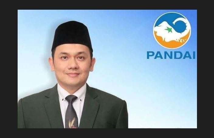 Pengacara Farhat Abbas menjabat Ketua Umum Partai Pandai. (Foto: Instagram)