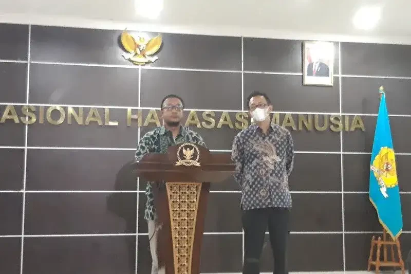 Komisioner Komnas HAM RI Mohammad Choirul Anam saat gelar konferensi pers di Jakarta. (Foto: Ant)