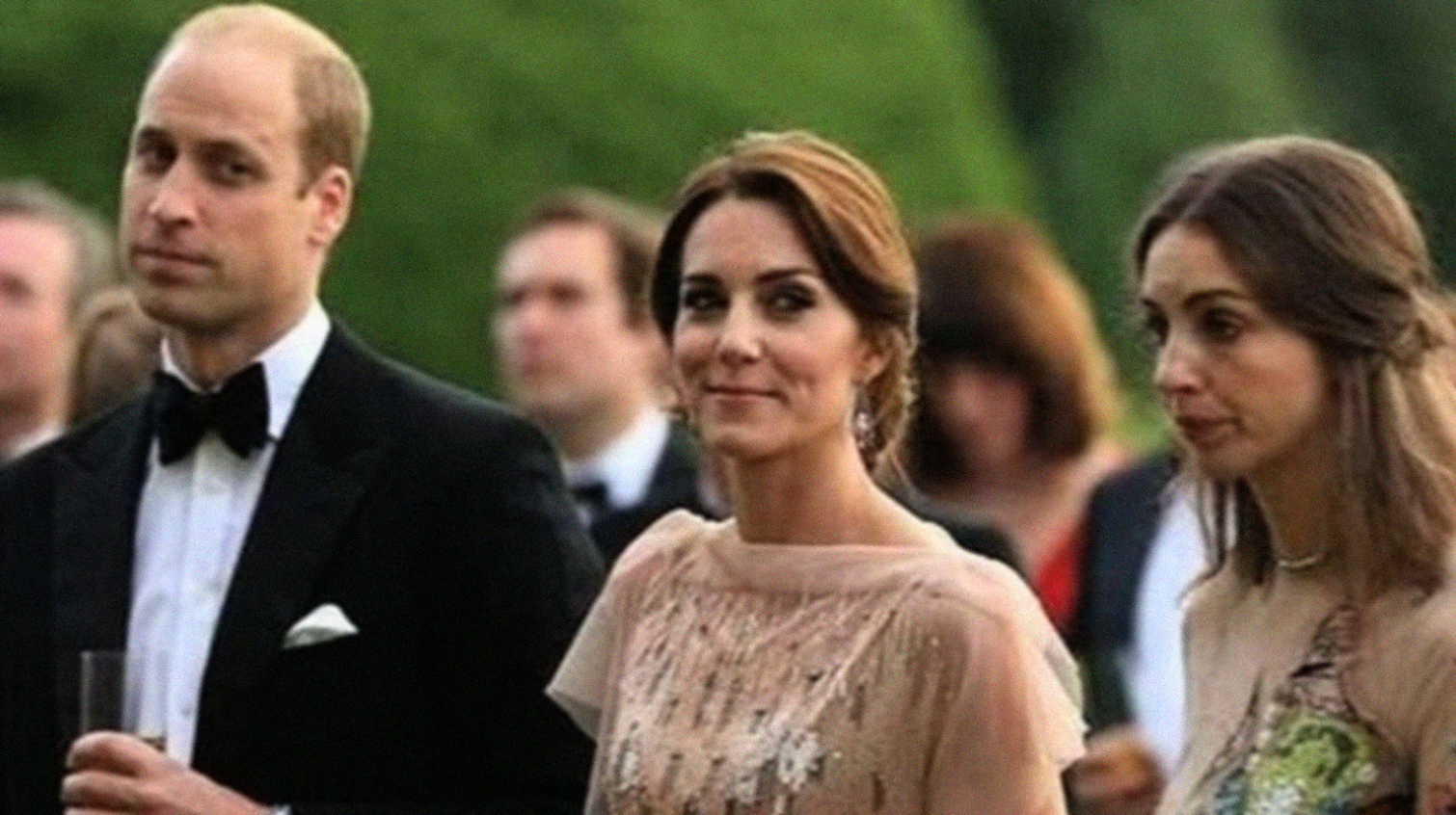 Rose Hanbury (kanan), wanita idaman lain (WIL) yang diduga terlibat hubungan tak resmi dengan Pangeran William. (Foto: Tangkapan layar Instagram @royalisticism)