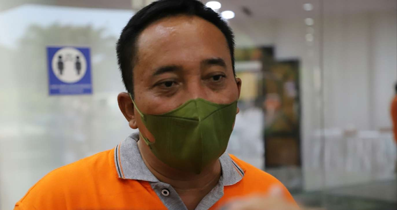 Kepala Dinas Lingkungan Hidup (DLH), Agus Hebi Djuniantoro menjelaskan bagaimana upaya Pemkot agar bau sampah di TPA Benowo tak mengganggu gelaran Piala Dunia U-20. (Foto: Istimewa)