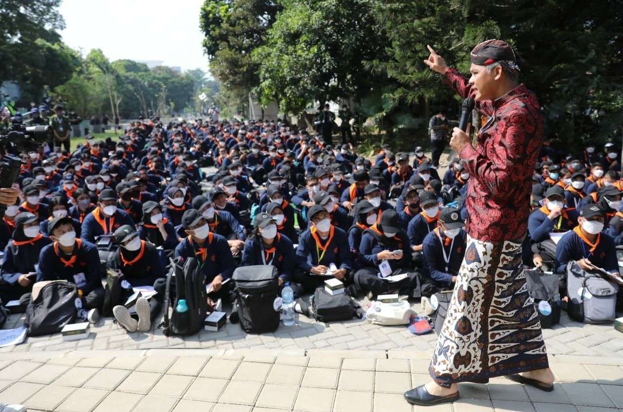Gubernur Jawa Tengah Ganjar Pranowo sambut 1.514 mahasiswa Fakultas Teknik Universitas Gadjah Mada (FT UGM) saat PPSMB. (Foto: ist)