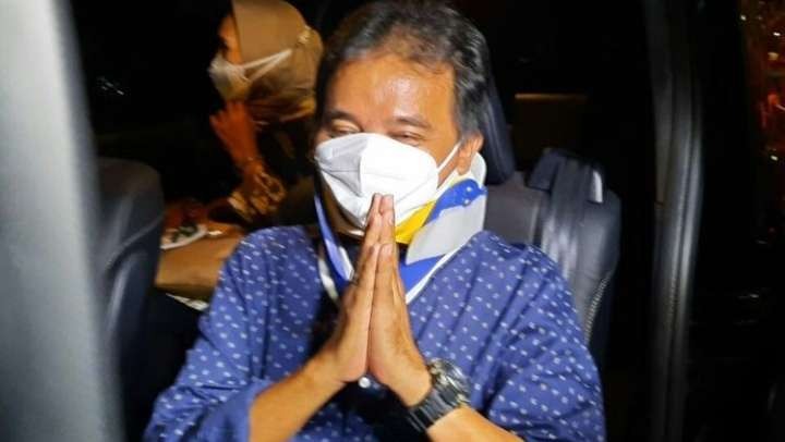 Mantan Menteri Pemuda dan Olahraga (Menpora) Roy Suryo langsung ditahan usai diperiksa sebagai tersangka penistaan agama terkait unggahan meme stupa Candi Borobudur. (Foto: Istimewa)