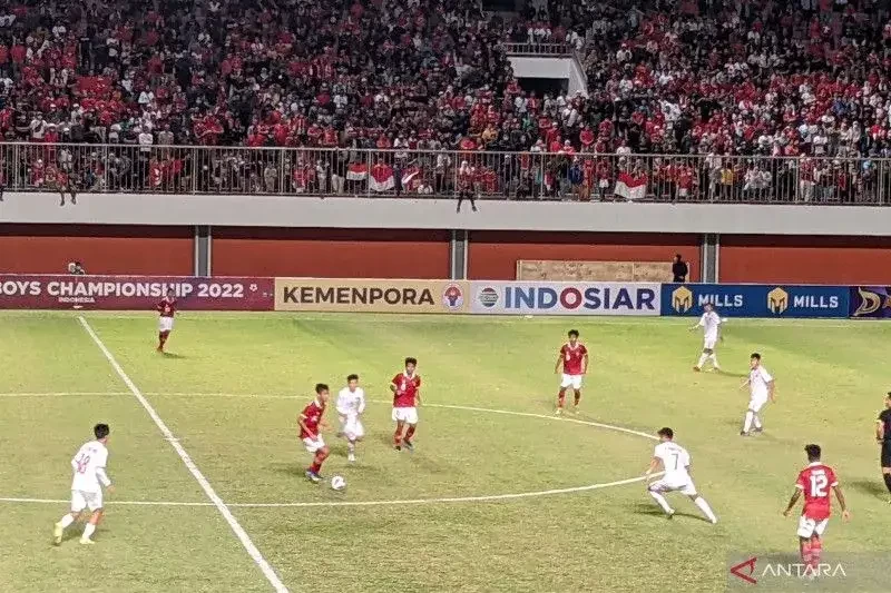 Timnas Indonesia U-16 melaju ke semifinal Piala AFF U-16 2022 setelah menundukkan Vietnam 2-1 dalam laga pemungkas Grup A, Sabtu, 6 Agustus 2022. (Foto: Ant)