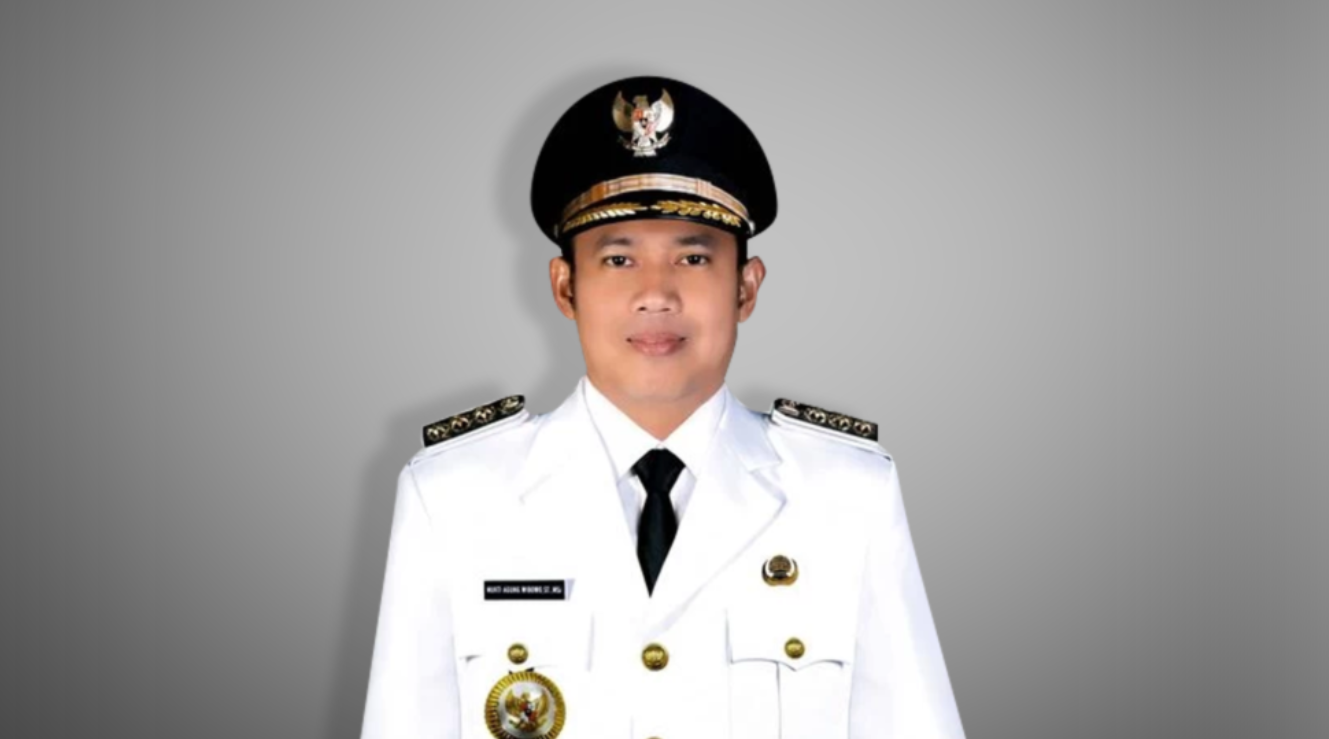 Profil Bupati Pemalang Mukti Agung Wibowo lahir dari keluarga pengusaha bus, dan memiliki saudara yang merupakan pejabat daerah. (Foto: pemkabpemalang.go.id)