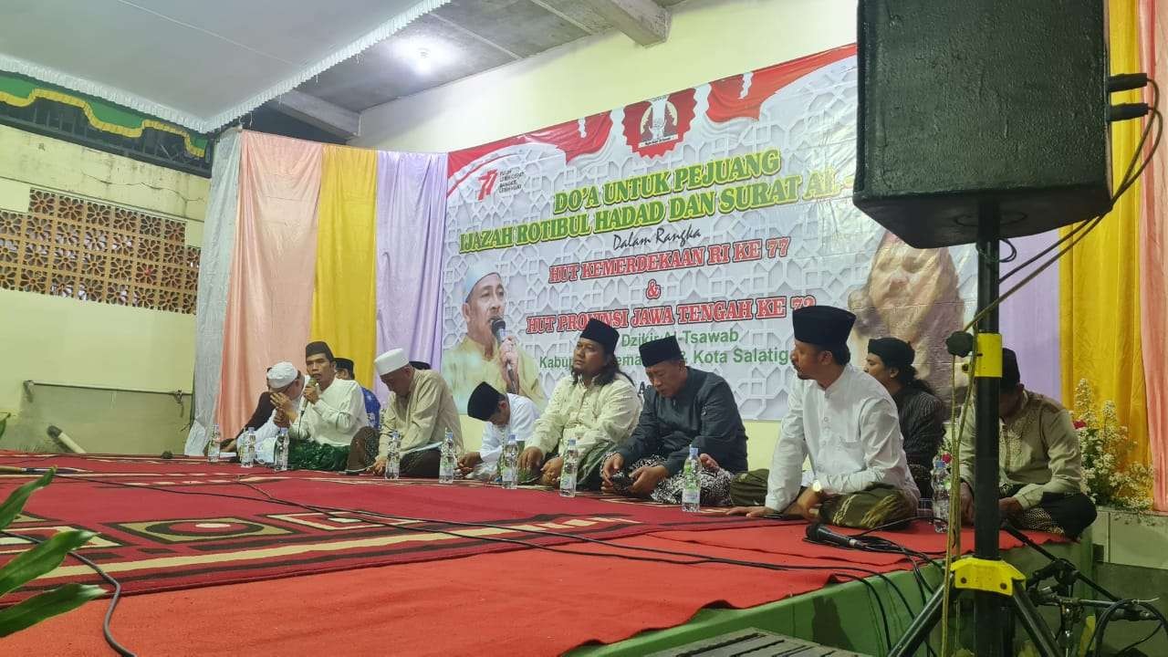 Sebanyak 500 kiai jamaah Majelis Dzikir Ats Tsawab melakukan doa agar kemakmuran di Indonesia, Jawa Tengah khususnya terus bertambah. (Foto: Dokumentasi Jateng)
