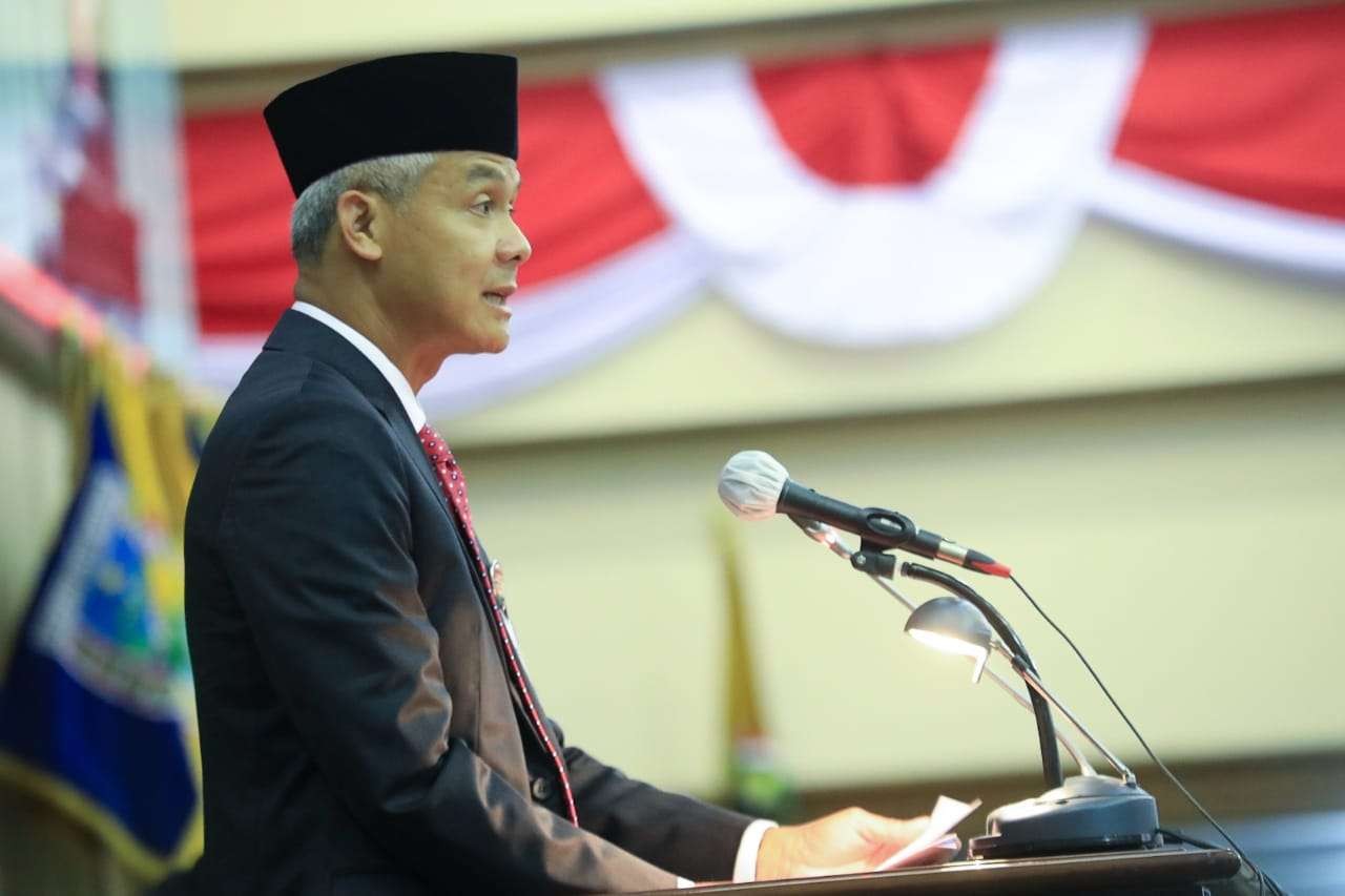 Gubernur Jawa Tengah Ganjar Pranowo menilai Presiden Joko Widodo punya kepedulian tinggi terhadap seni, budaya dan adat di Indonesia. (Foto: Dokumentasi Jateng)