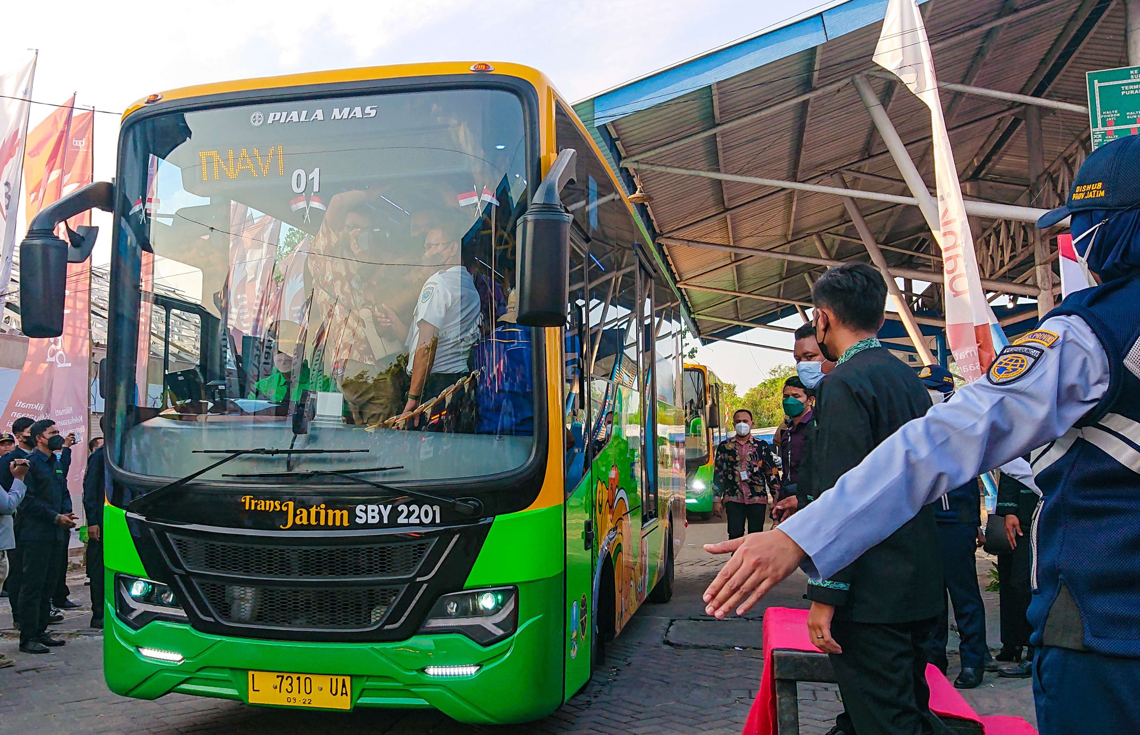 Bus Trans Jatim Raden Wijaya diresmikan, Jumat 19 Agustus 2021. (Foto: Aini Arifin/Ngopibareng.id)