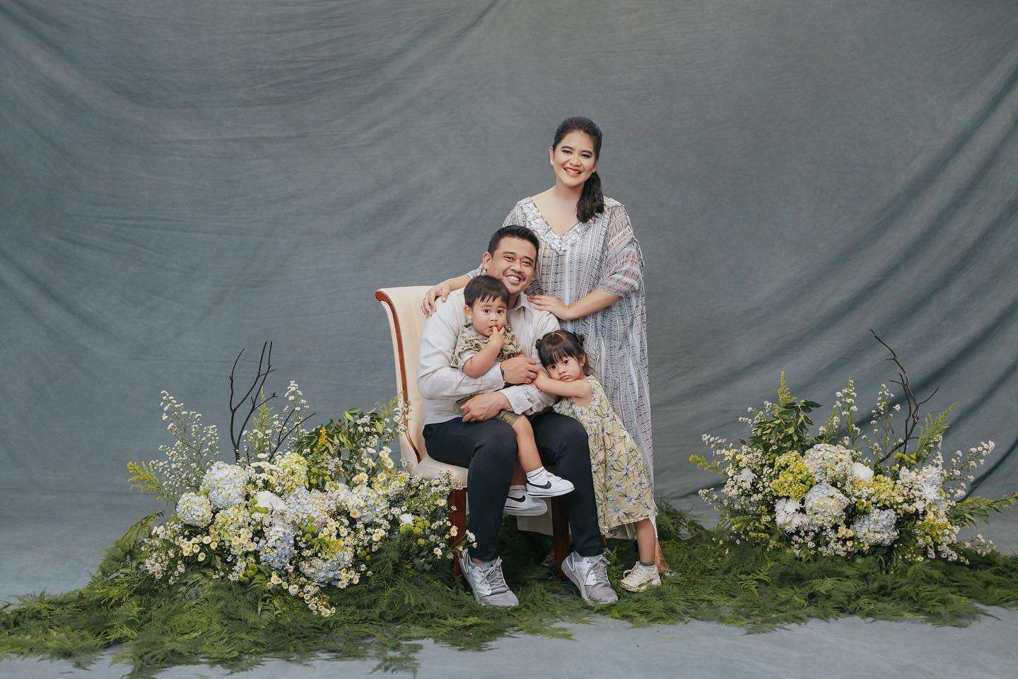 Presiden Jokowi Sambut Kelahiran Cucu Kelima dari Kahiyang dan Bobby.(Foto: Instagram @ayanggkahiyang)