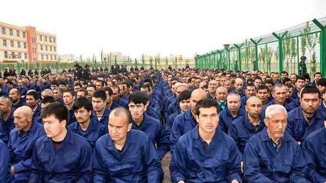 Nasib Muslim Uighur di Urumqi, Xinjiang, China mengkhawatirkan. Ribuan dari mereka diduga ditahan di kamp re-edukasi yang didirikan oleh Pemerintah China.(Foto: BBC Indonesia)