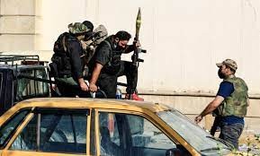 Sejumlah tentara Irak siap berperang, di tengah konflik yang mendera negeri tesebut hingga kini. (Foto: afp)