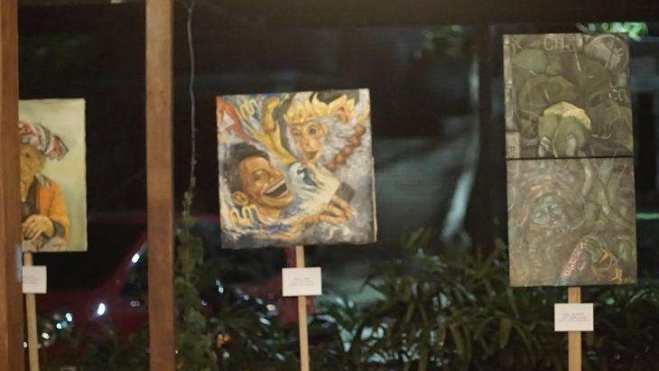 Pameran lukisan di Pagelaran Seni SWALARA NgopibarengBaradjawa. (Foto: Dokumentasi Baradjawa Cafe)