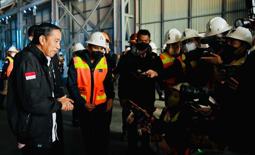 Presiden Jokowi secara resmi meluncurkan Teknologi 5G Mining di PT Freeport Indonesia (PTFI), Kabupaten Mimika, pada Kamis, 1 September 2022. ( Foto: BPMI Setptes)