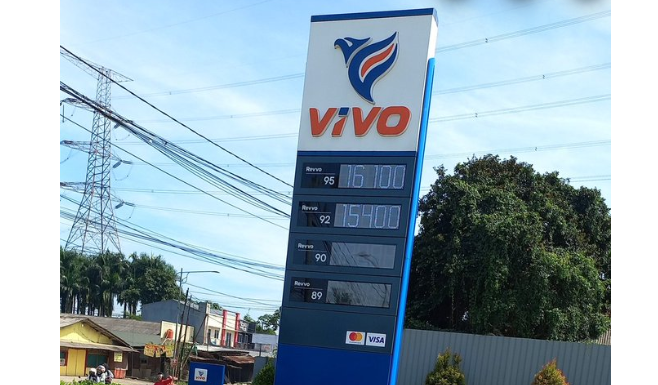 Murahnya harga bahan bakar minyak (BBM) di SPBU Vivo, viral di media sosial. Revvo 89 dijual dengan harga Rp8.900, lebih murah dibanding Pertalite. (Foto: Twitter)