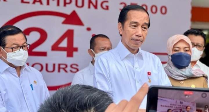 Presiden Jokowi dalam menghadapi perekonomian global yang serba tak pasti, ia menyebut perlu meniru ilmu kancil dan Abu Nawas. (Foto: Setpres)