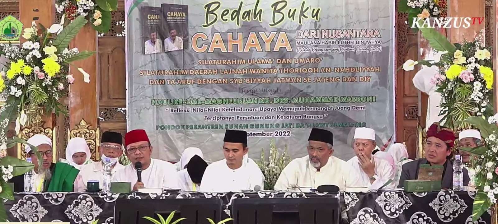 . Hasan Chabibie, pengurus LP Maarif PBNU, pada agenda bedah buku Cahaya dari Nusantara, pada Kamis (08 September 2022) di Semarang, Jawa Tengah. (Foto: humas matan)