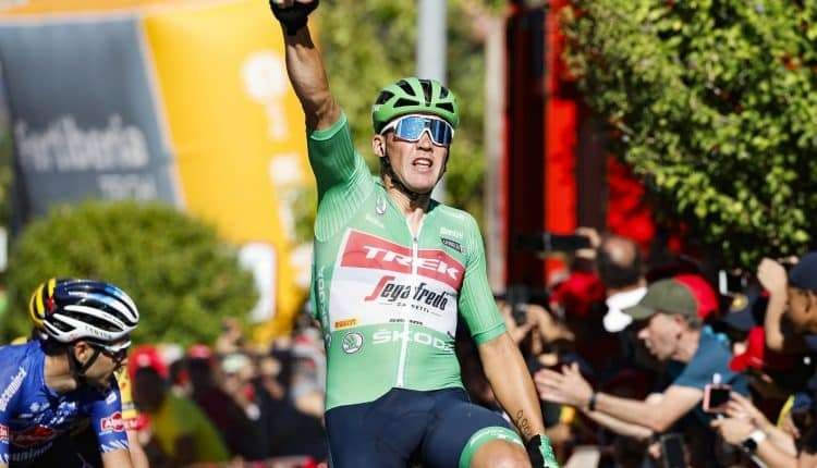 Mad Pedersen (Trek Segafredo) berhasil memenangkan Vuelta a Espana etape 19 dan memperkuat klasemen point classification. (Foto: Istimewa)