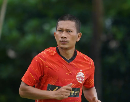 Ismed Sofyan berpisah dari Persija Jakarta dan suporter The Jak Mania, usai kontrak kerjanya tak diperpanjang sejak 11 Agustus 2022. (Foto: Instagram @ismedsofyan14)