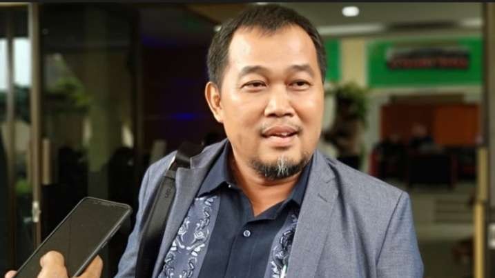 Koordinator MAKI Boyamin Saiman mengadu ke Menko Polhukam. (Foto: Dokumentasi Pribadi)