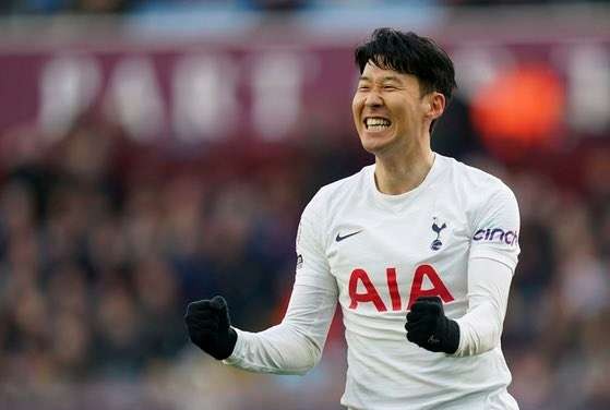 Son Heung-min cetak hat-trick dalam 15 menit saat Tottenham hajar Leicester 6-2. (Foto" Twitter @FutbolTheatre)