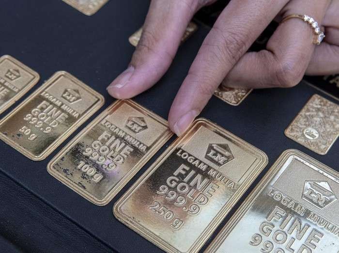 Harga emas keluaran Logam Mulia Antam 24 karat mengalami penurunan bila dibandingkan dengan perdagangan kemarin. (Foto: Dokumentasi Detik)