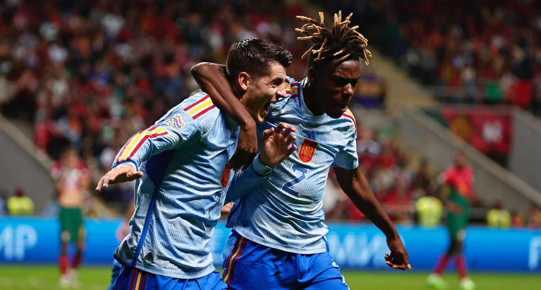 Alvaro Morata dan Nico Williams merayakan gol ke gawang Portugal. (Foto: Twitter/@SEFutbol)