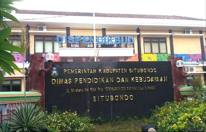Dinas Pendidikan Situbondo diminta segera mengangkat Kasek definitif di 140 SD yang masih dijabat Plt. Kasek. (Foto: Guido Saphan/Ngopibareng.id)