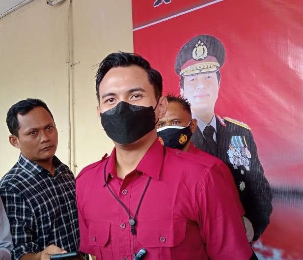 Kasatreskrim Polres Tuban saat memberikan keterangan kepada wartawan saat konferensi pers (Foto: Khoirul Huda/Ngopibareng.id)
