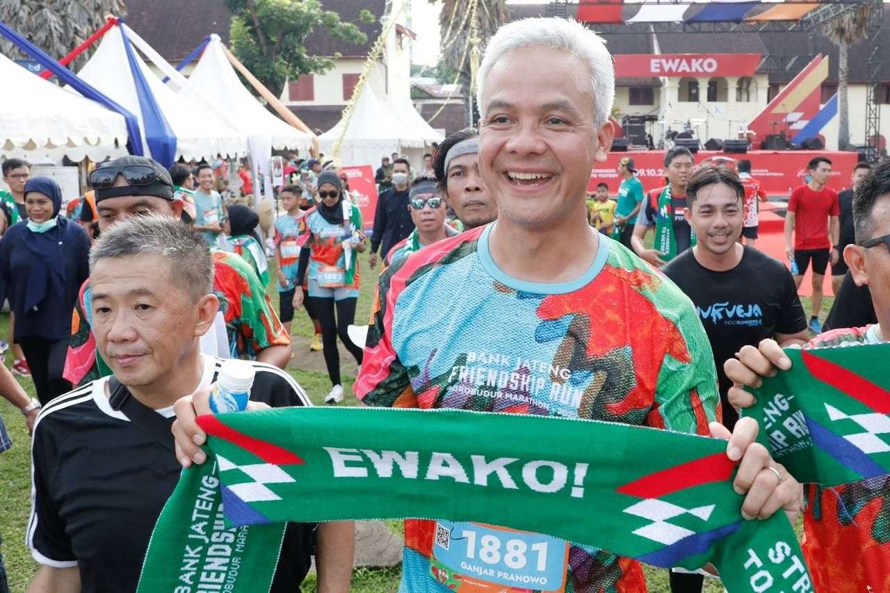 Gubernur Jawa Tengah Ganjar Pranowo hadir di Bank Jateng Friendship Run, di Makassar. (Foto: Istimewa)
