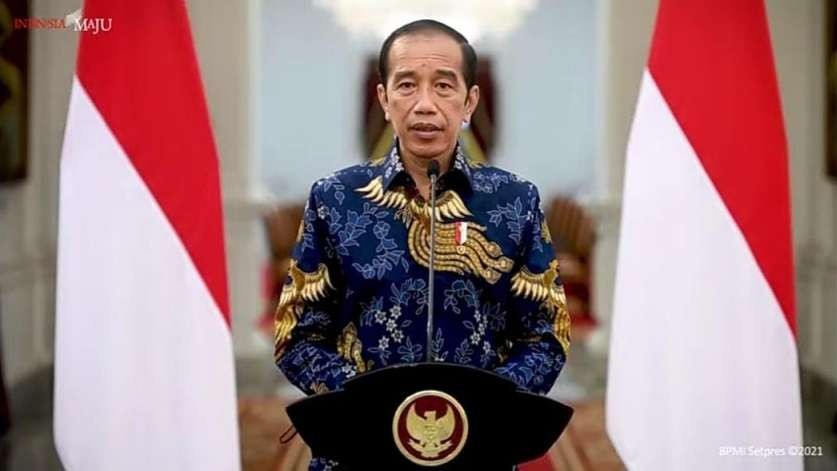 Presiden Jokowi menginstruksikan Menteri PUPR Basuki Hadimuljono untuk siapkan infrastruktur terkait antisipasi ancaman cuaca ekstrem. (Foto: BPMI Setpres)