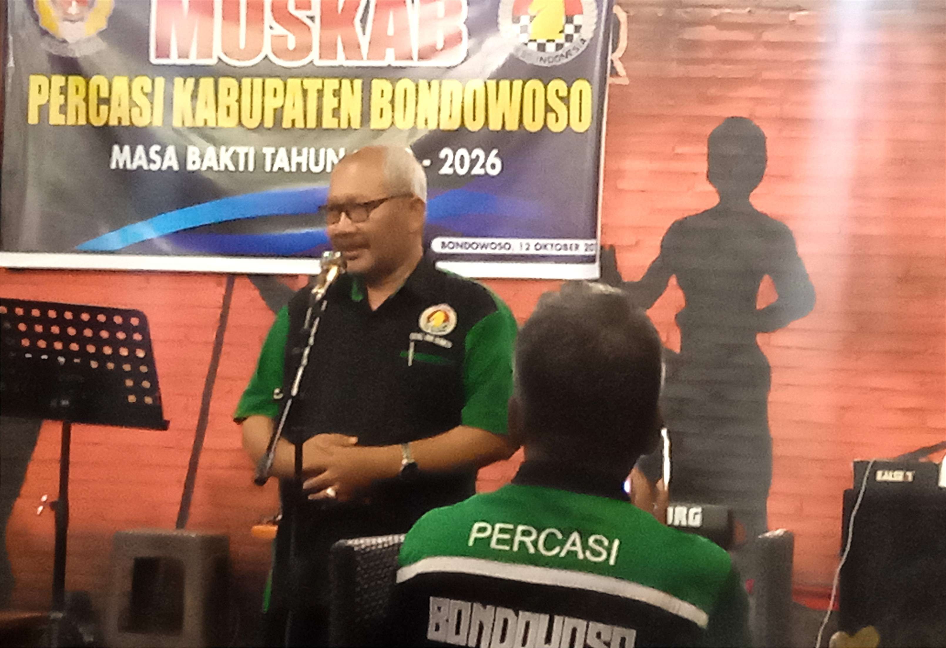 Ketua Pengkab Percasi Bondowoso 2022-2026, Suparji yang terpilih aklamasi dalam Muskab Percasi.(foto: Guido Saphan/Ngppibareng.id)