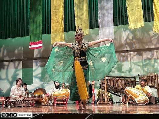 Sejumlah tarian Indonesia tampil di acara Festival Indonesia Cultural Day In Toride, Jepang. (Foto: Dokumentasi KBRI Tokyo)