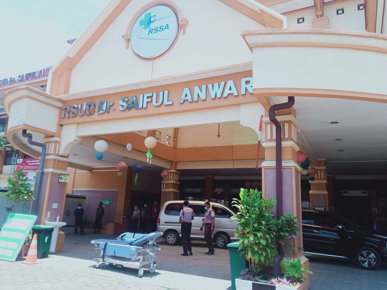 Salah satu fasilitas layanan kesehatan rujukan kasus gagal ginjal akut yaitu RS Saiful Anwar, Malang (Foto: Lalu Theo/ngopibareng.id)