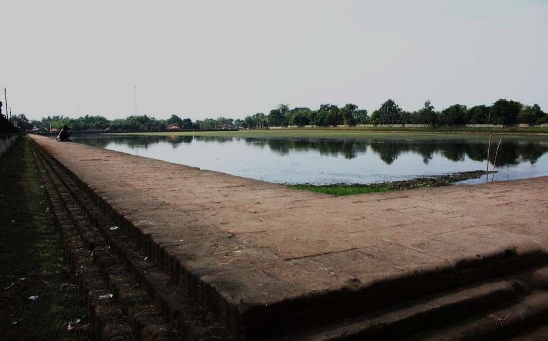 Kolam Segaran di Kecamatan Trowulan Mojokerto.(Foto: Dokumen BPCB Jatim)