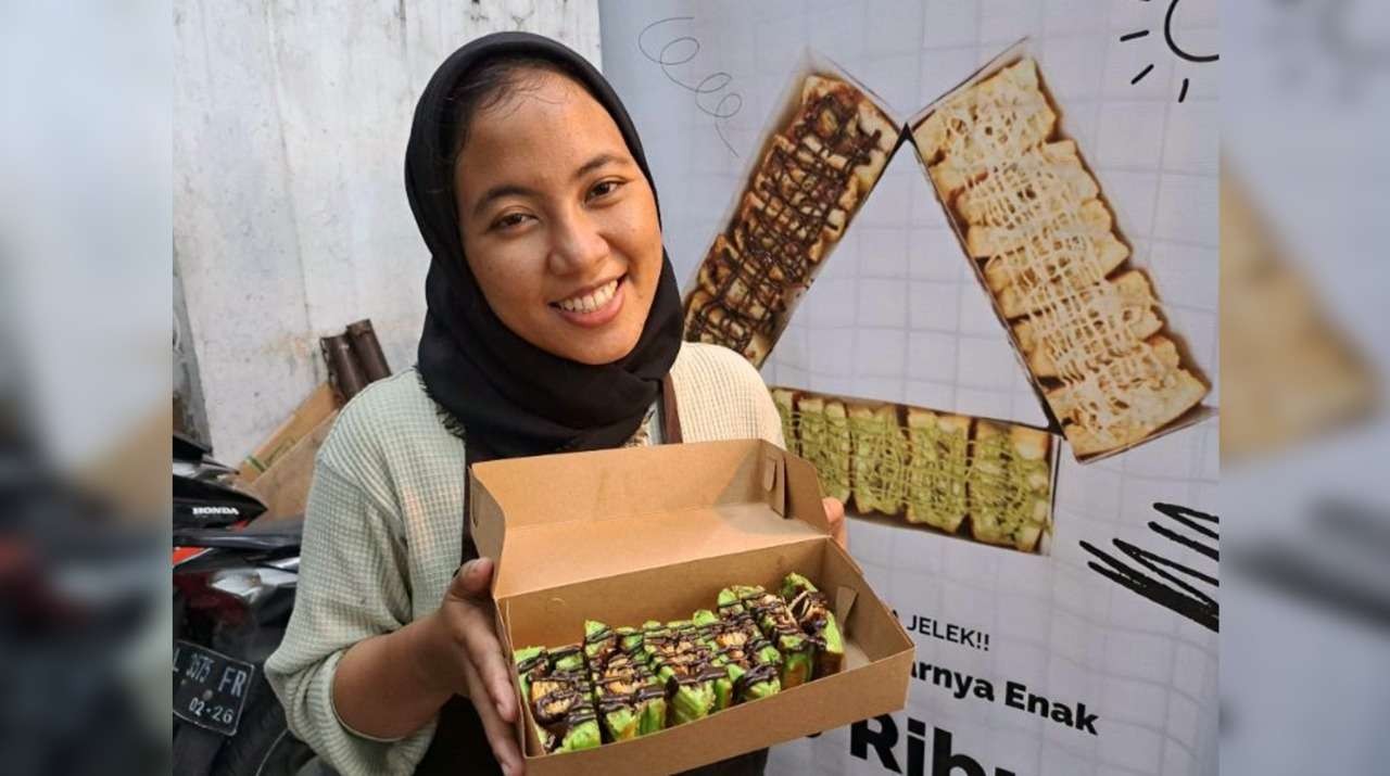 Roti bakar Puff Pastry di Surabaya, roti bakar dengan sensai renyah dan legit di setiap gigitan. (Foto: Pita Sari/Ngopibareng.id)