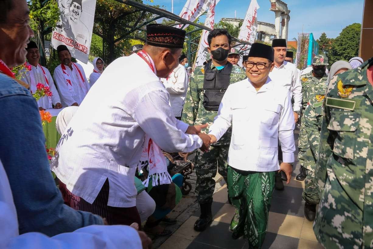Abdul Muhaimin Iskandar atau disapa Gus Muhaimin menghadiri apel peringatan Hari Santri Nasional (HSN) 2022 di Tugu Pahlawan, Surabaya, Sabtu 22 Oktober 2022. (Foto: Dokumentasi PKB)