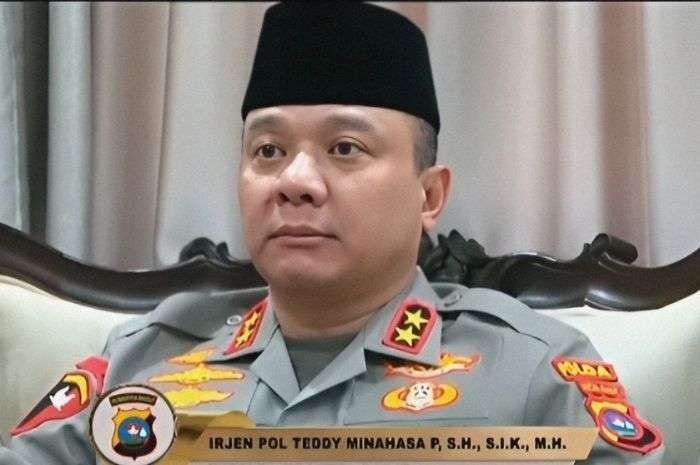 Teddy Minahasa dijebloskan ke penjara, Senin 24 Oktober 2022 malam. (Foto: Dokumentasi Polri)
