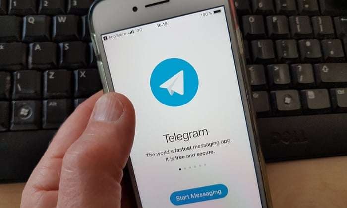Aplikasi Telegram dan MiChat kebanjiran pengguna WhatsApp down. (Foto: voi)