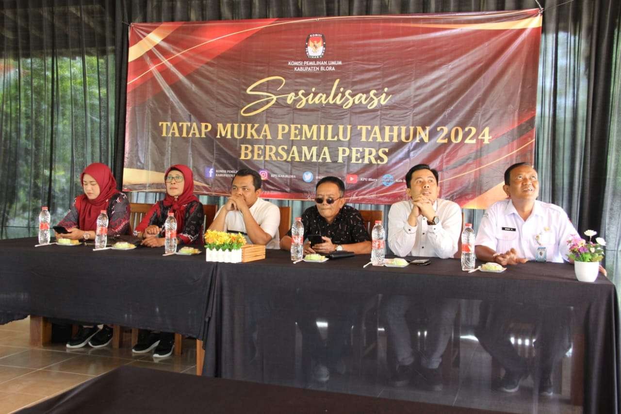 Sosialisasi pemilu tahun 2024 bersama wartawan (ahmad sampurno/ngopibareng.id)
