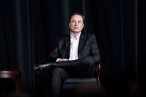Elon Musk resmi mengendalikan Twitter. Pejabat lama didepak. (Foto: Tesla)
