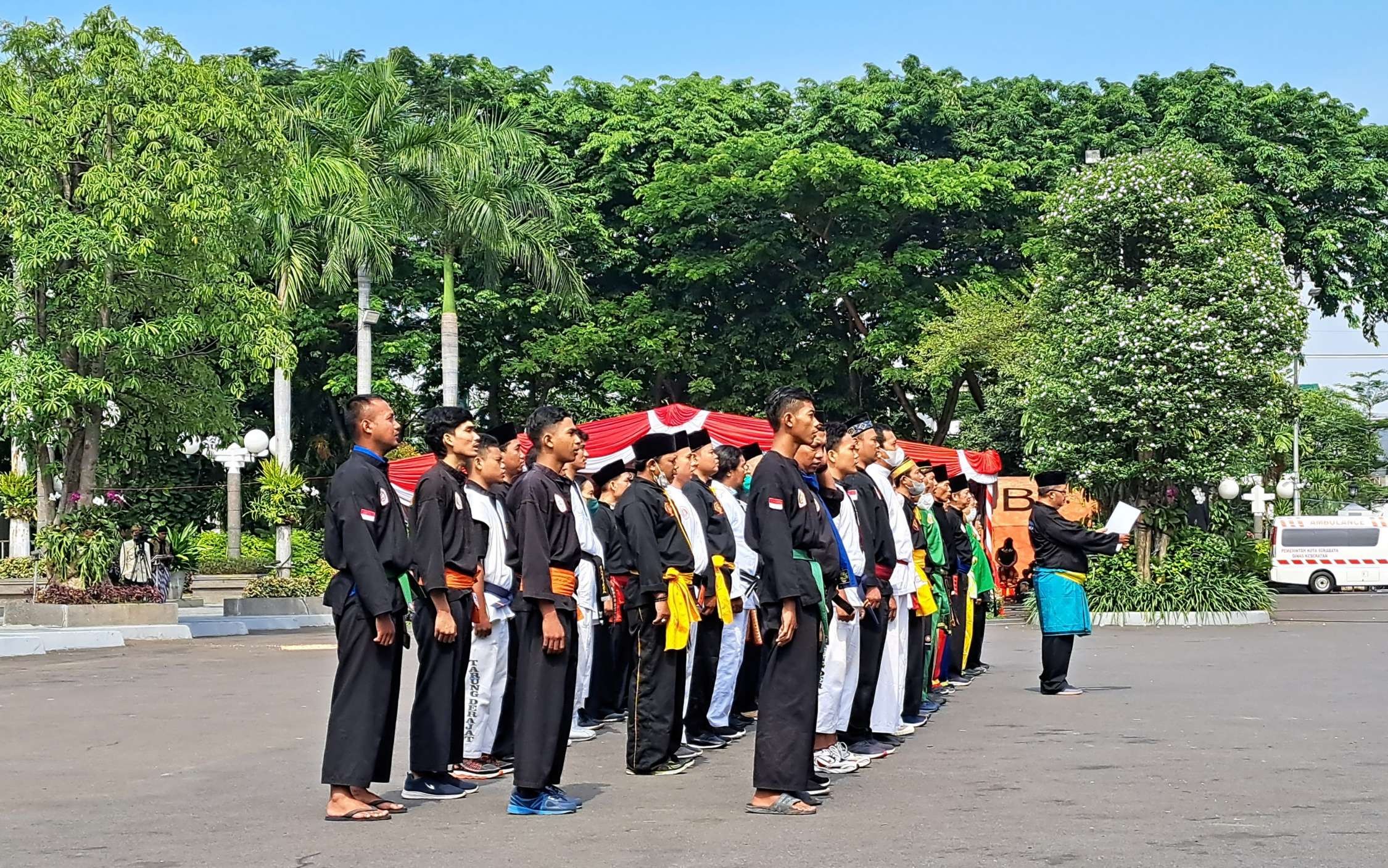 Ada 38 ketua perguruan silat di Surabaya membacakan deklarasi damai di peringatan Hari Sumpah Pemuda, Jumat 28 Oktober 2022. (Foto: Pita Sari/Ngopibareng.id)