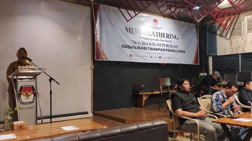 KPU Kota Kediri gelar media gathering dengan jurnalis. (Foto: Fendi Lesmana/Ngopibareng.id)