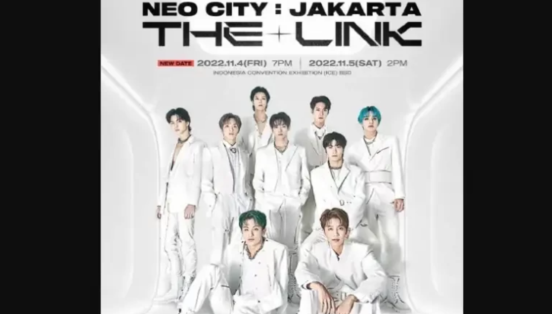 Konser musik yang menghadirkan band NCT di ICE BSD, Jakarta, dihentikan lebih dini oleh aparat. Sedikitnya 30 penonton pingsan akibat berdesakan. (Foto: Twitter)